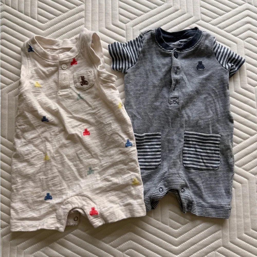 GAP Rompers Bundle 0-3 mo - Picture 1 of 2